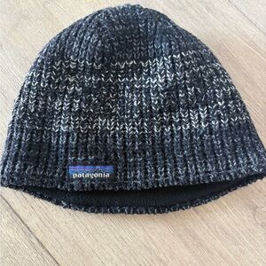 Patagonia Black and Gray Marled Knit Beanie